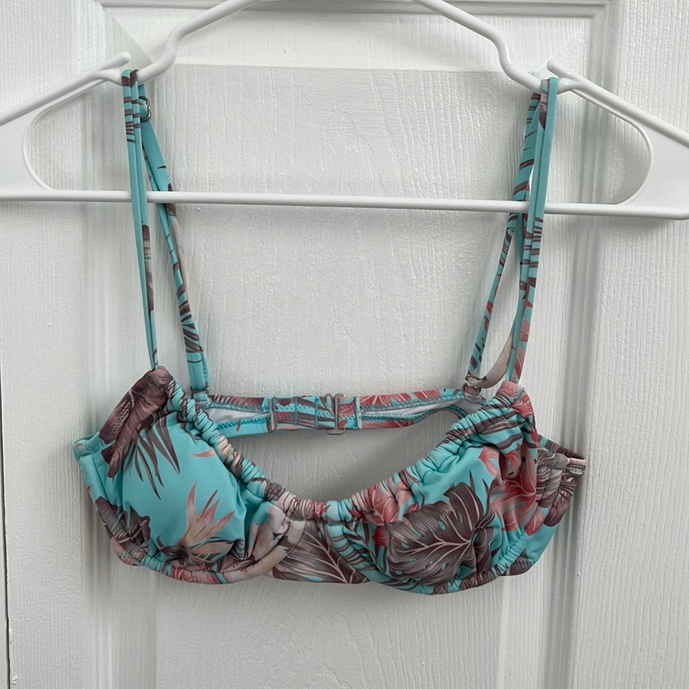 Bikini top